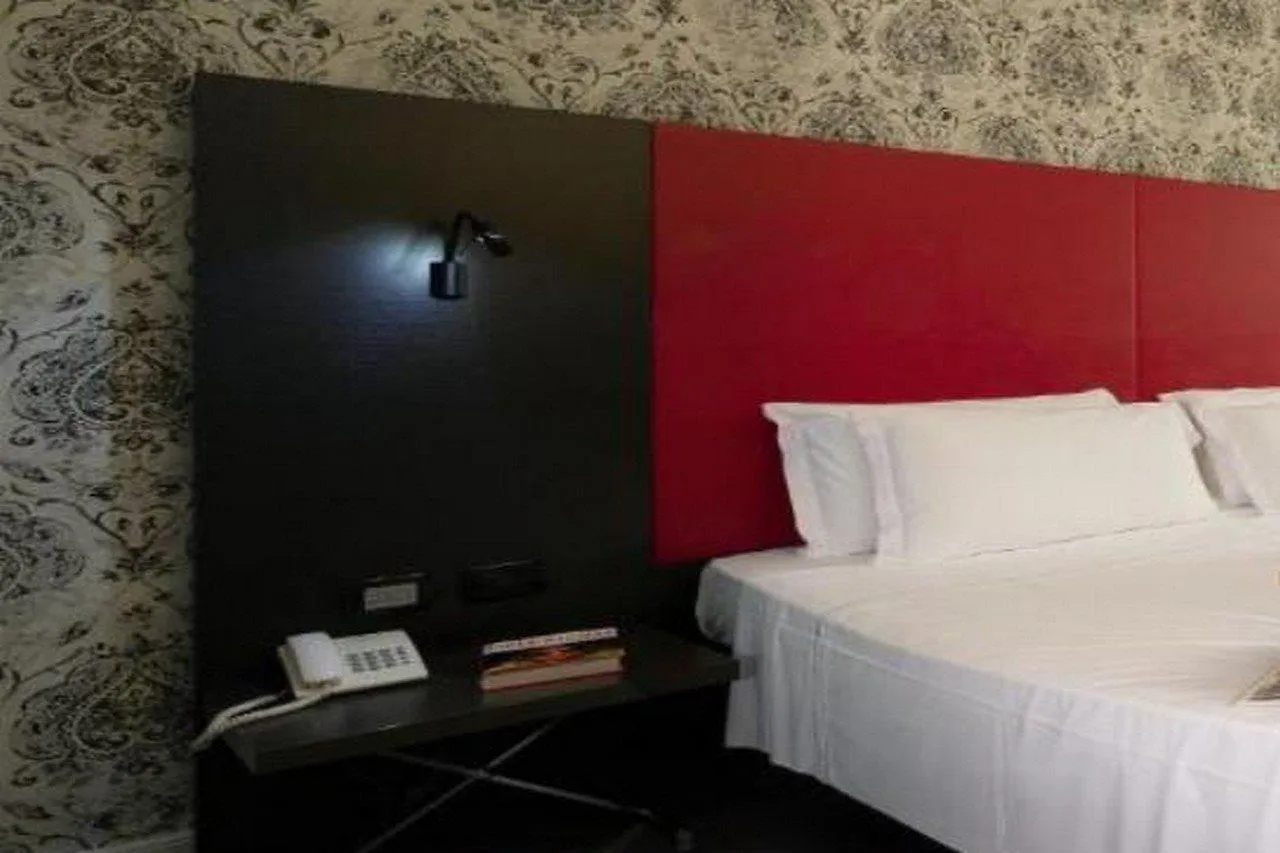 Hotel D120 Olgiate Olona
