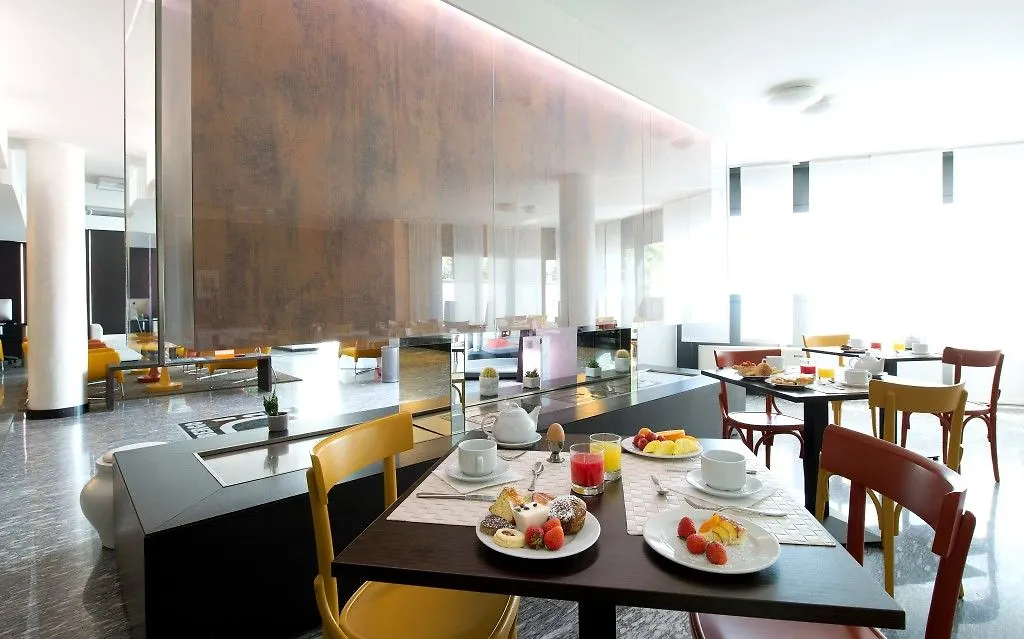 Hotel D120 Olgiate Olona